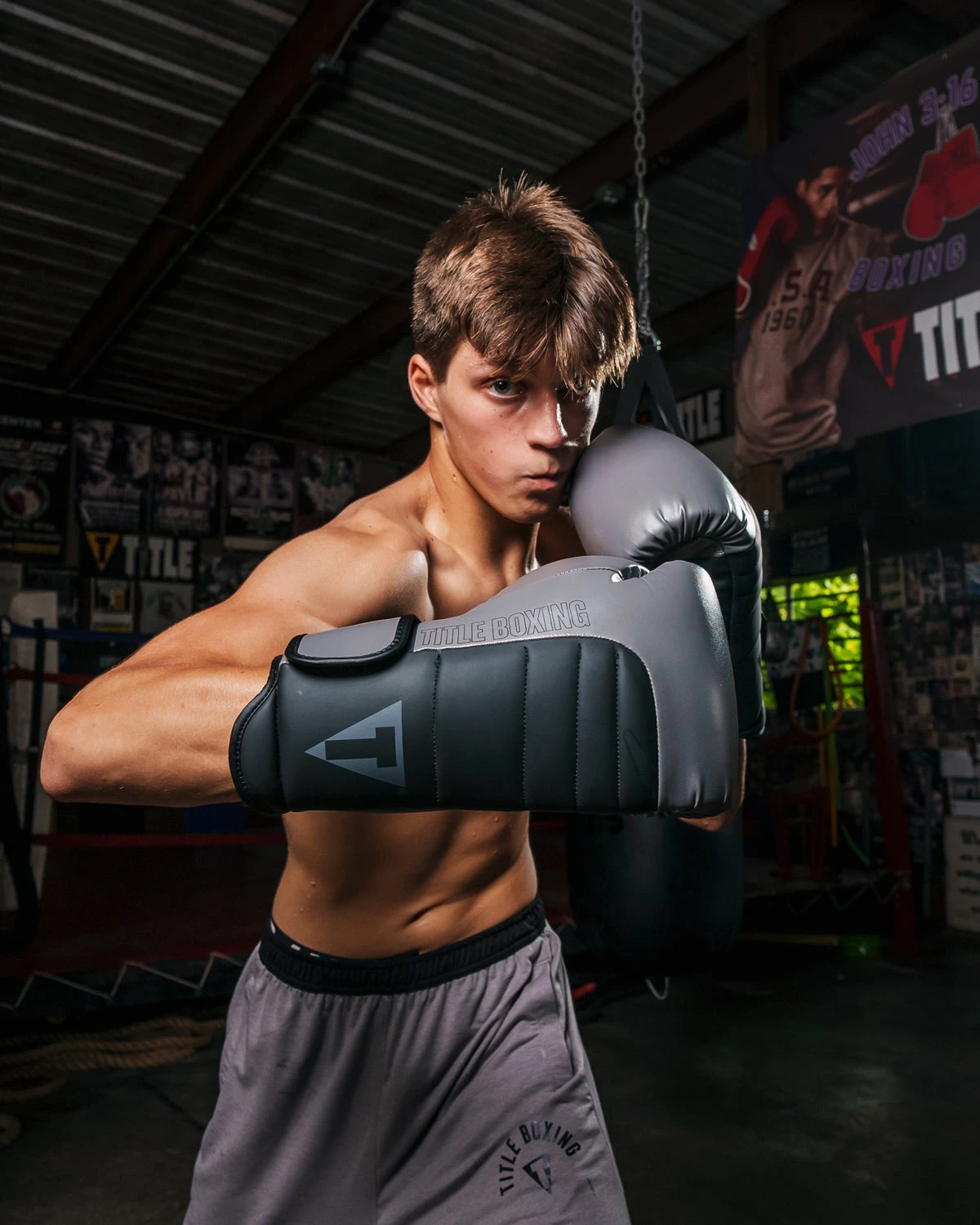 TITLE Boxing Combat Bag Gloves 10 TITLE Boxing Combat Bag Gloves - Image 8