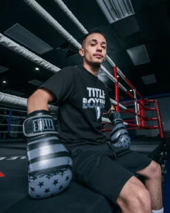 TITLE Boxing Liberty Bag Gloves 23 TITLE Boxing Liberty Bag Gloves -boxing supplies store LBTBGBKGR 2