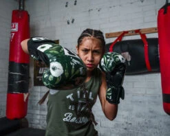 TITLE Boxing Floral Bag Gloves 16 TITLE Boxing Floral Bag Gloves -boxing supplies store OAFLBGFL 2