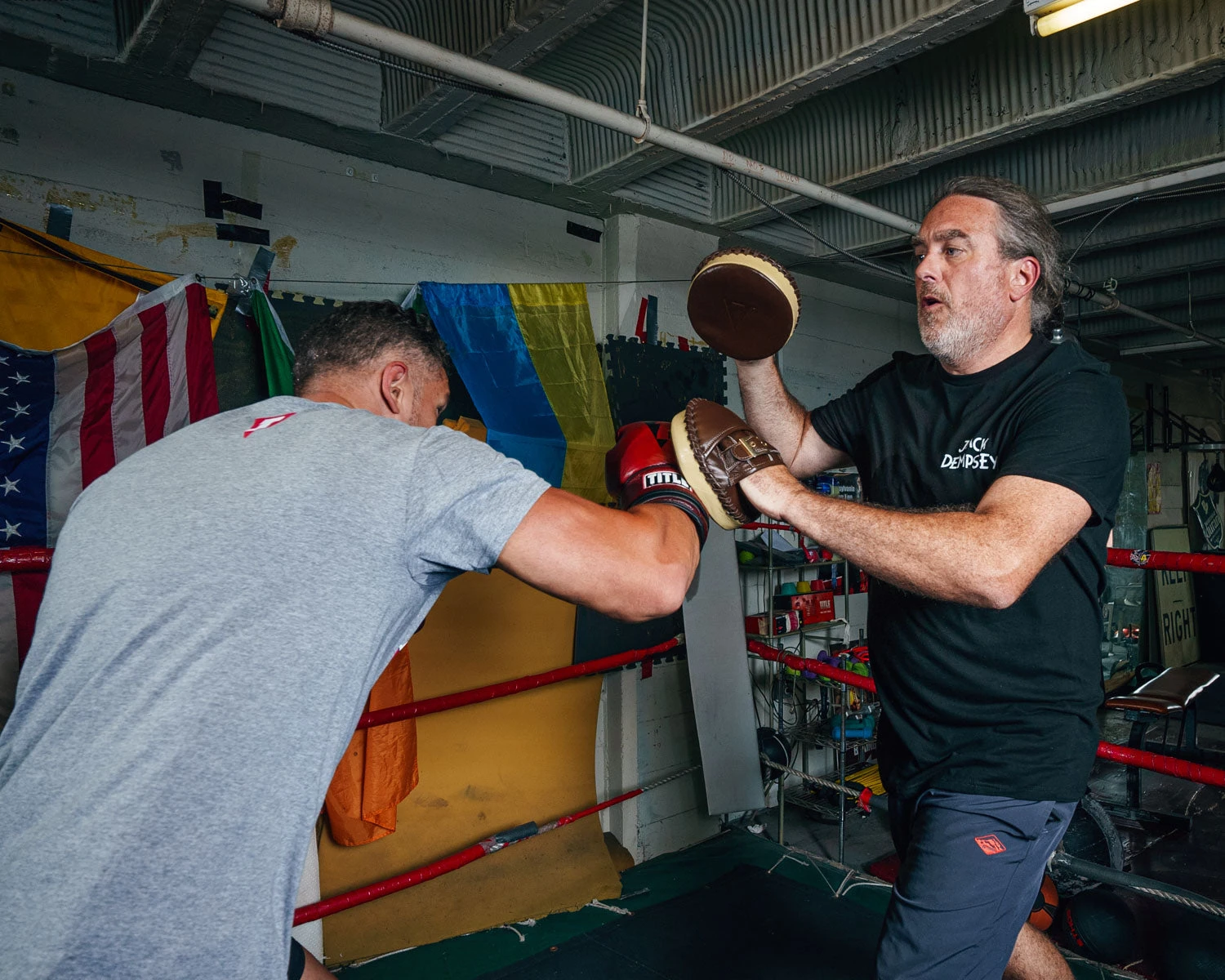 TITLE Boxing Retro Old School Punch Mitts 4 TITLE Boxing Retro Old School Punch Mitts - Image 2