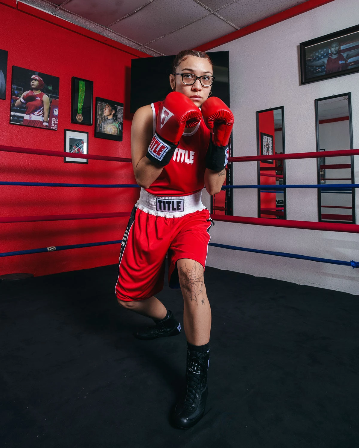 TITLE Boxing Stinger Reversible Amateur Boxing Set 4 TITLE Boxing Stinger Reversible Amateur Boxing Set - Image 2