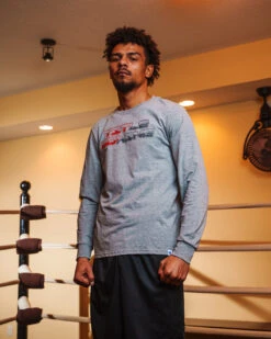 TITLE Boxing Split Label Performance Long Sleeve Tee -boxing supplies store TBLS9GR 1