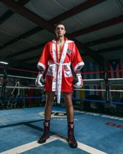 TITLE Boxing Pro Fingertip Robe 2.0 41 TITLE Boxing Pro Fingertip Robe 2.0 -boxing supplies store TSRF2RDWH 1