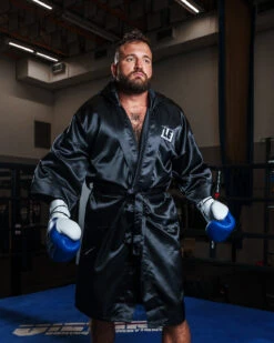 TITLE Boxing Pro Full Length Robe 3.0 26 TITLE Boxing Pro Full Length Robe 3.0 -boxing supplies store TSRFL3BK 2