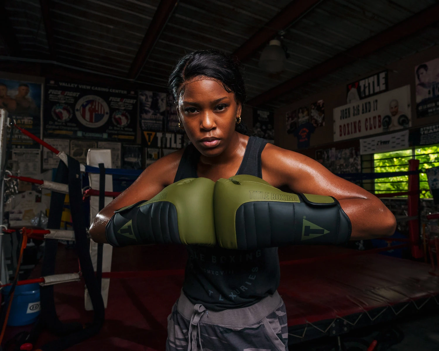 TITLE Boxing Combat Bag Gloves 12 TITLE Boxing Combat Bag Gloves - Image 10