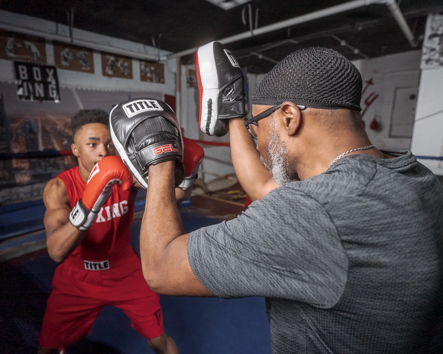 TITLE Boxing Gel Blockade Punch Mitts 11 TITLE Boxing Gel Blockade Punch Mitts - Image 9