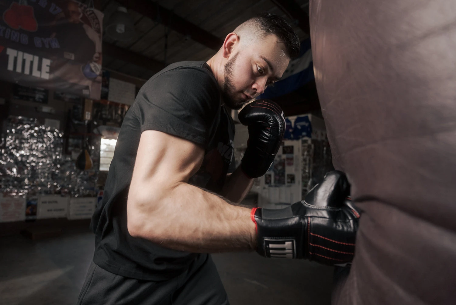 TITLE Boxing Professional Old School Leather Bag Gloves 3.0 10 TITLE Boxing Professional Old School Leather Bag Gloves 3.0 - Image 8